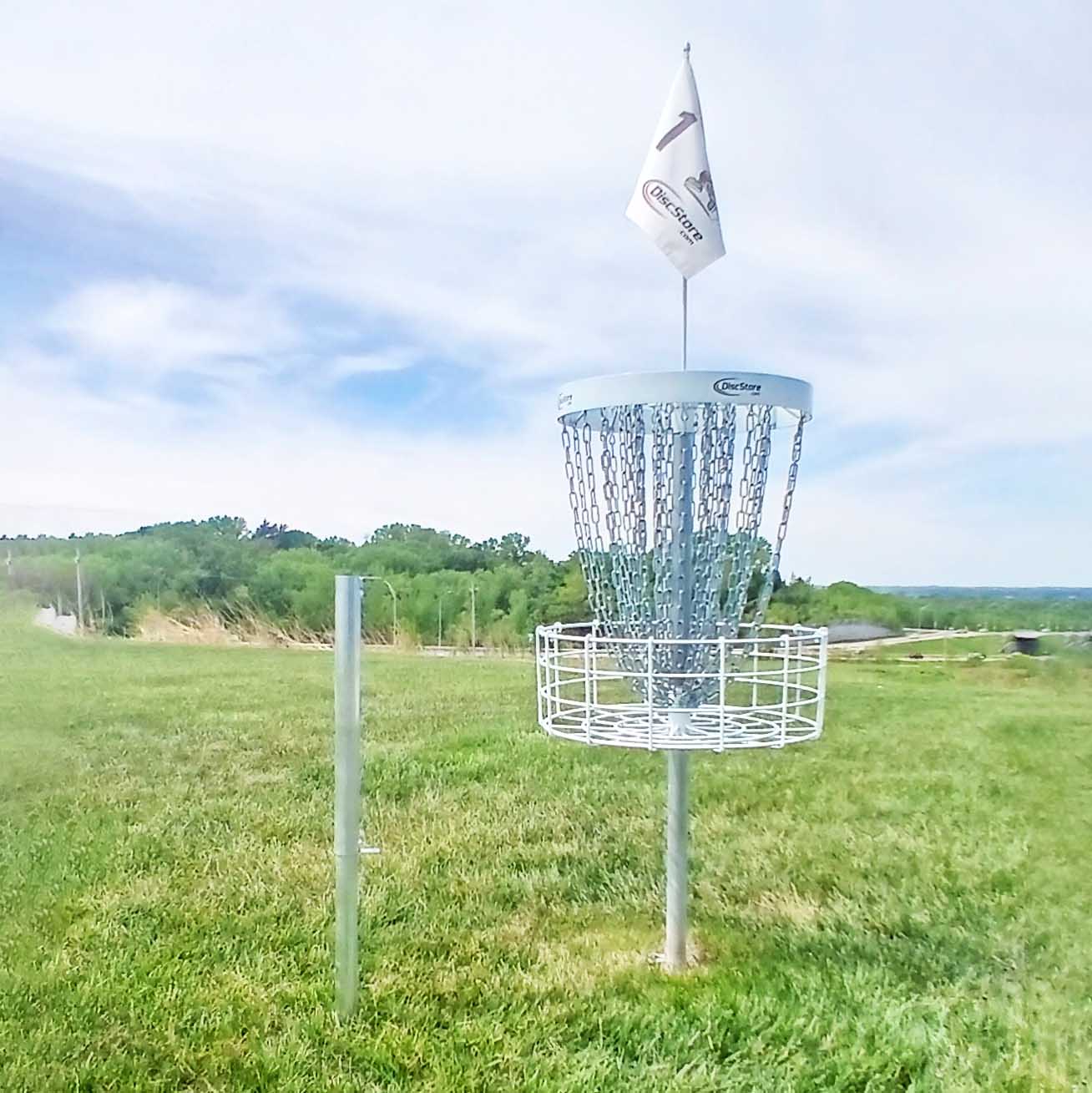 GrowTheSport Permanent Disc Golf Basket Riser